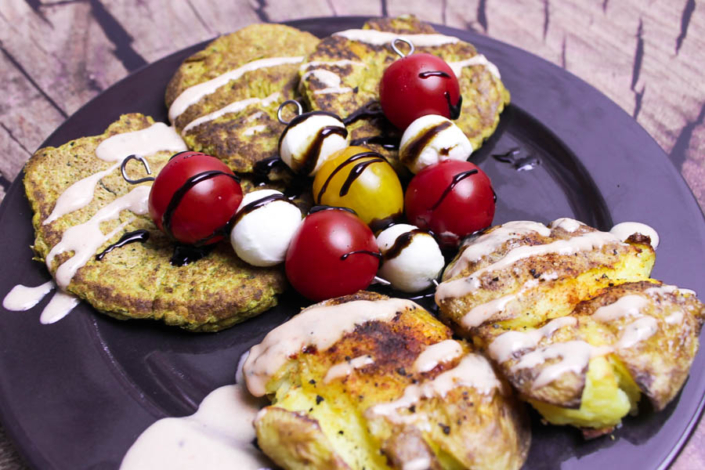 Gemüsepuffer mit Smashed Potatoes
