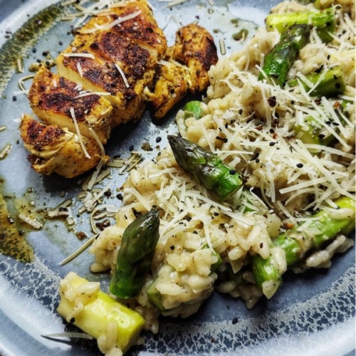 Spargelrisotto mit Hähnchenbrust Rezept