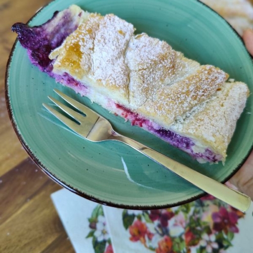 Blätterteig mit Topfen und Himbeeren Titelbild
