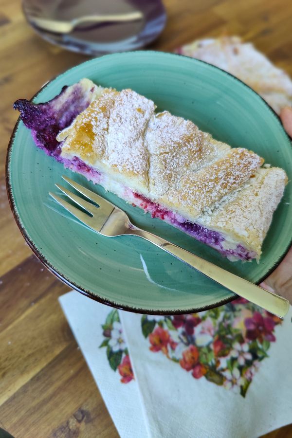 Blätterteig mit Topfen und Himbeeren Titelbild